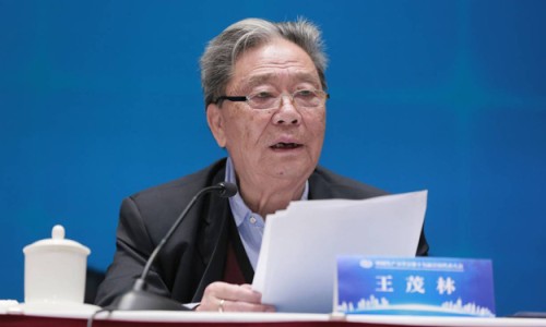 头孢拉定和头孢分散 区别网—知名的头孢拉定和头孢分散 区别是什么网站,分享头孢拉定和头孢分散 区别大吗知识